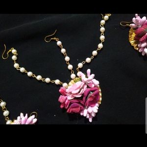 New Occasional Flower Jwellery Set