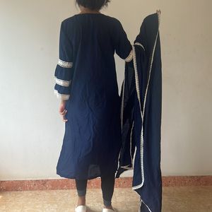 Navy Blue Kurtha & Dupatta, Size Small