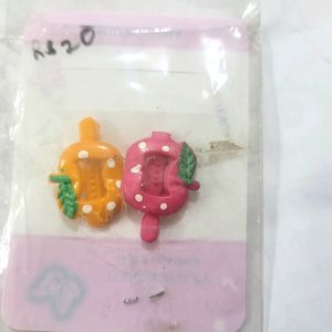 Hair Clips 60 Coins Rs 10