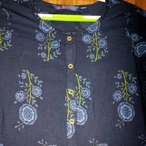 NAVY BLUE AVAASA KURTI(XS)