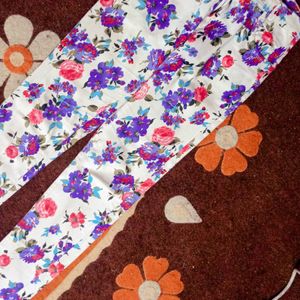 Skin Fitted Flower Print Cotton Pants