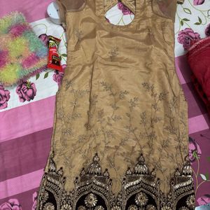 kurta and pant suit with dupatta