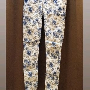 Floral Jeans 👖