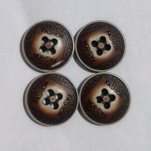 Set Of Four T-shirt/ Shirt/ Jeans Button