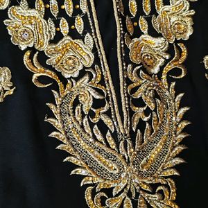 Beautiful Zari And Kundan Work Kurta