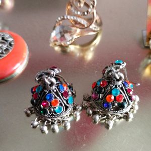 Ladies Earrings With Ring