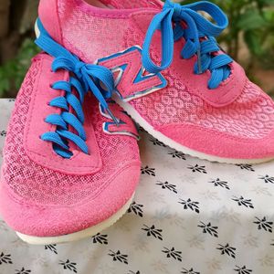 Women sneakers