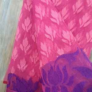 Onion Pinky Kamal kari Saree