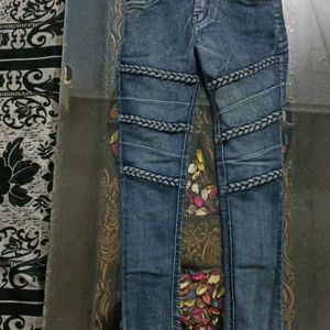 Stretchable Jeans For Girls Only 1 Times Used