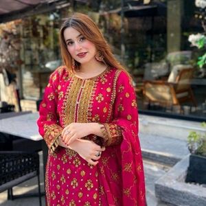 New Standard Pakistani Poshaq Dresses Beautiful Dr