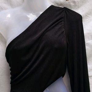 I. SEXY BLACK ONE SIDED BODYCON