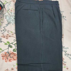 Mens Pant - Cambridge Make In Very Good Condition