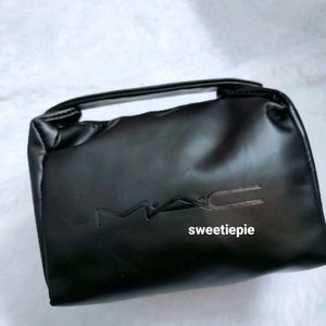 MAC Travel Pouch