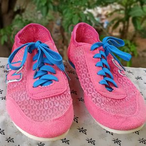 Women sneakers