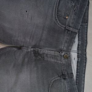 Jeans ( Wornout)