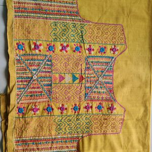 Embroidery Navratri Ethnic choli/ Sari Blouse Piec