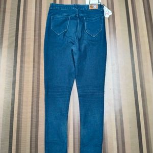 V-42 Size-30 Slim Fit Women Denim Jeans