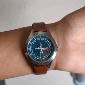 Fastrack Analogue Watch ⌚