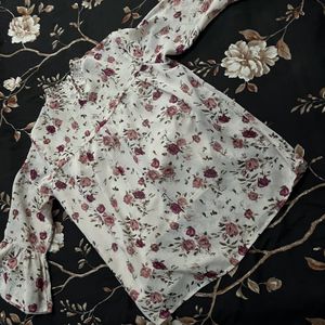 Flower Print Top!!