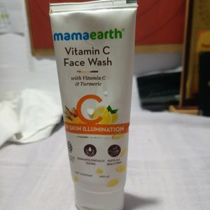 MAMAEARTH VITAMIN C FACEWASH