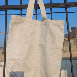 Trendy Minimal Tote Bag