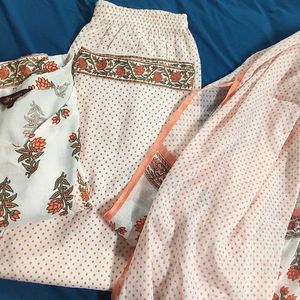 Off White Printed Kurta-Pant-Dupatta Set