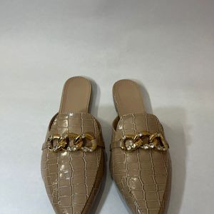 Beige Crocodile Textured Flats Box Packed Size 5-7