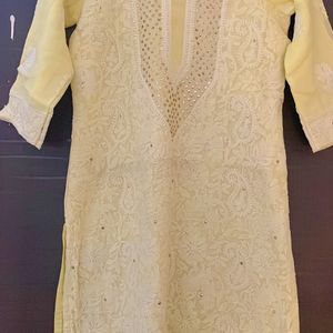 Chikkankari Kurta With Lining