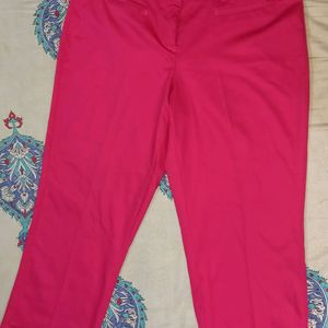 Worthington Pink Coloured Capri with Pocket