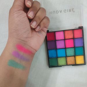 Huda Girl 16 Colour Eyeshadow Palette