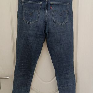 Levi's Skinny Dark Blue Jeans