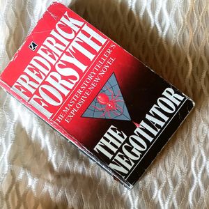 Mystery - The Negotiator By Frederick Forsyth