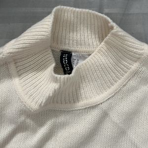 Crop White High Neck Sweater H&m