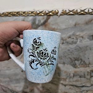 FLORAL STYLE CERAMIC MUGS