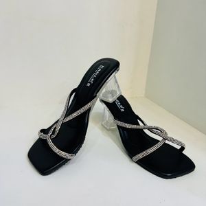 black gorgeous footwear