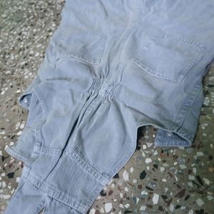 Women Dungry Size 32