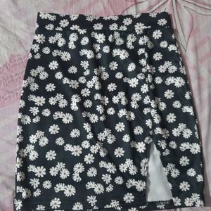 Black Skirt With White Flowers Print