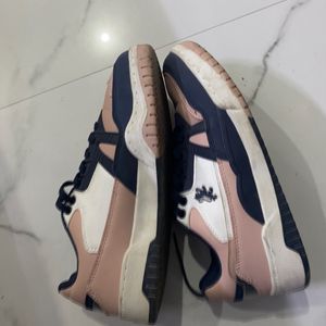 Red Tape Women Pink & Navy Sneakers