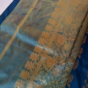 Peacock 🦚 Color Silk Saree (Double Shaded)