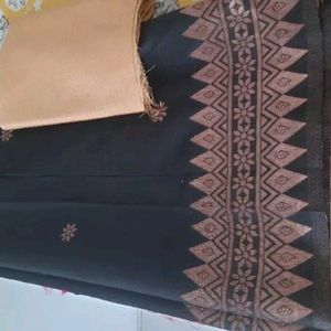 Woven Kanjivaram Art Silk Saree With Blouse