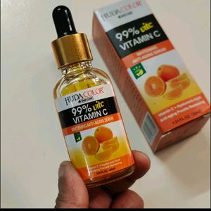 Vit C + Hyaluronic Acid Face Serum.