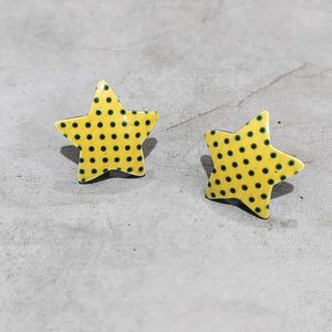 Star shape studs