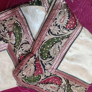 embroidery saree