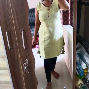 Latkan Kurti