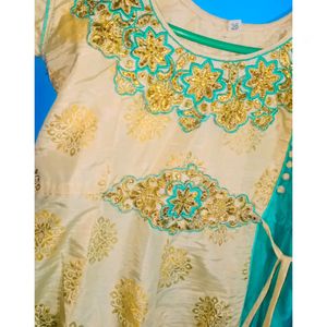 Green With Beige Trending Kurti