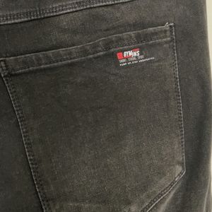 Spiker Comfortable Jeans