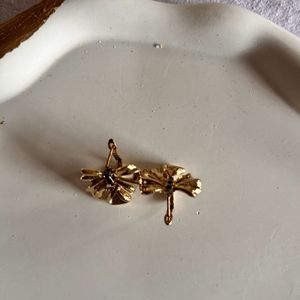 Trendy Bow Clip Ear Stud