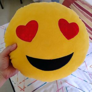 Heart Smiley 😍 pillow