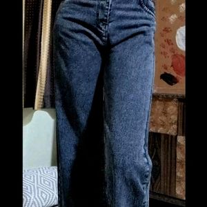 Charcoal Grey Straight Comfortable Jeans (Woman)