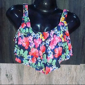 Very Stylish Bralette Cum Crop Top